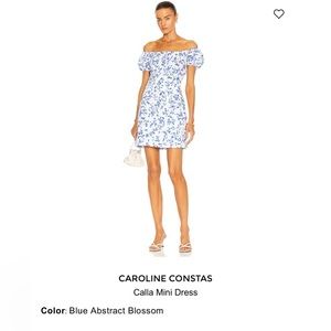 Cute off shoulder dress in size S